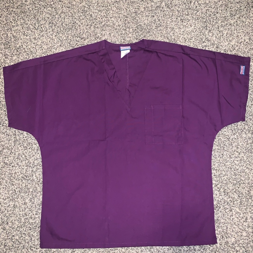Medium Cherokee Scrub Top